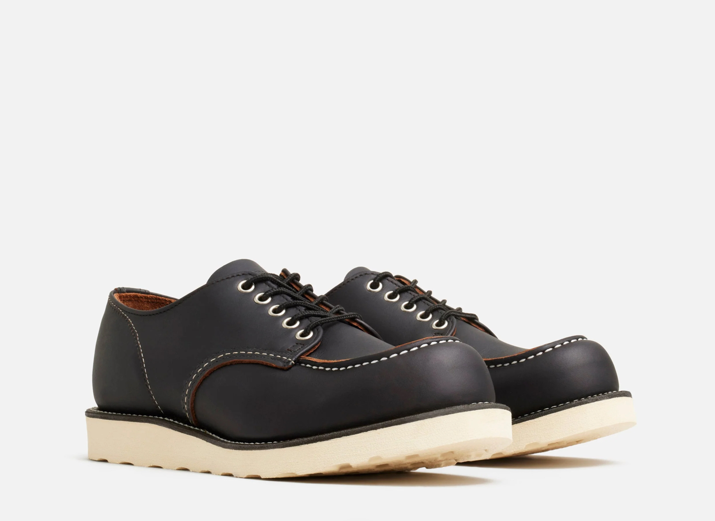 RED WING SHOES - 8090 SHOP MOC TOE OXFORD BLACK PRAIRIE - Imagen 3