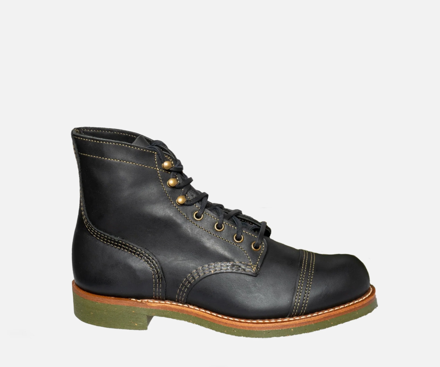 RED WING SHOES - 4331 IRON RANGER RIDERS ROOM BLACK HARNESS
