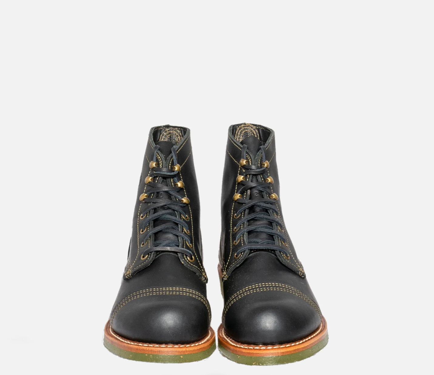 RED WING SHOES - 4331 IRON RANGER RIDERS ROOM BLACK HARNESS - Imagen 5