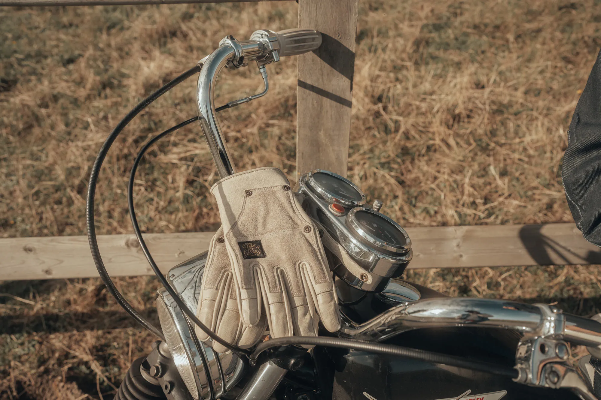 Crafter Leather Gloves CE Aged White –Vintage Motorcycle Gloves - Imagen 2